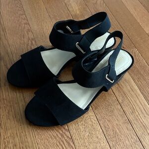 NWT Liz Claiborne Elegant Black Sandals